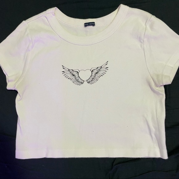 Brandy Melville Cropped Shirts - Picture 4 of 4